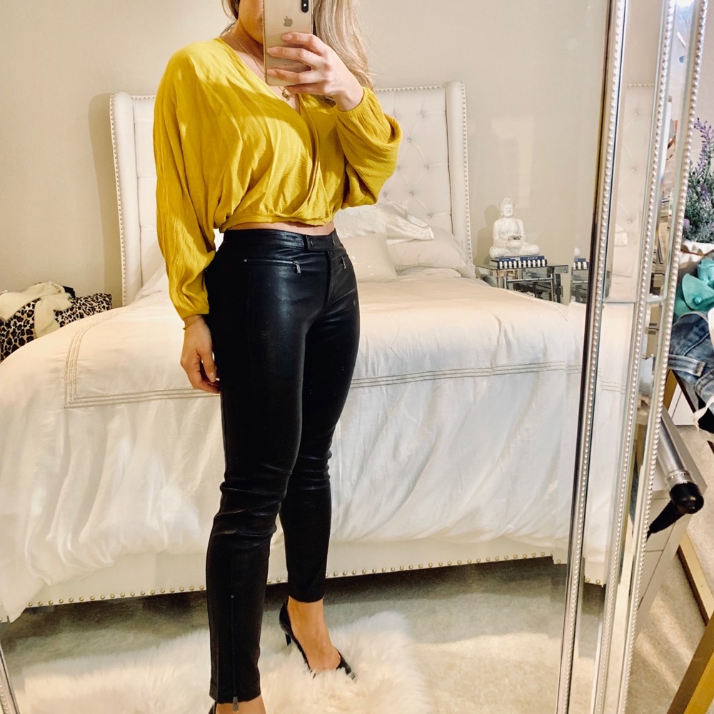 🔥NORDSTROM SIGNATURE LEATHER LEGGINGS - Picture 4 of 5